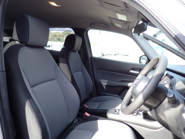 �t�����g�V�[�g�A��ԗǍD�ň��S�ł��B�傫�ȉ�����Ȃ����S�ł�