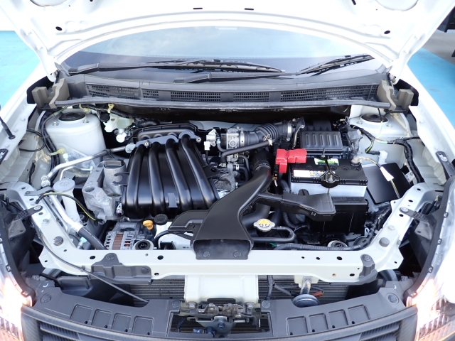 �G���W�����[�������ꂢ�ł���B�@�֋@�\�n���ǍD�ł��B�[�ԑO�ɓ_���������s���܂��B�G���W���I�C���E�I�C���t�B���^�[�E�G�A�R���t�B���^�[�E���C�p�[�S���͕K�������v���܂�