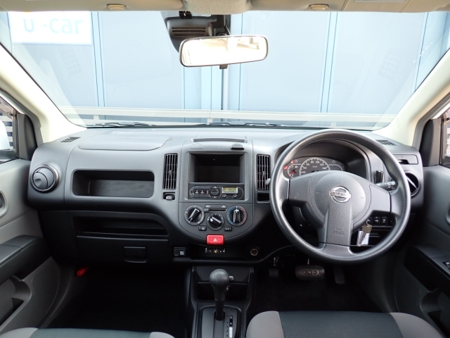 �C���p�l�摜�ɂȂ�܂��B�ԓ��͐��Ǝ҂ɂĎ����N���[�j���O�{�H�ς݂Ȃ̂ŁA��ϐ����ł��B