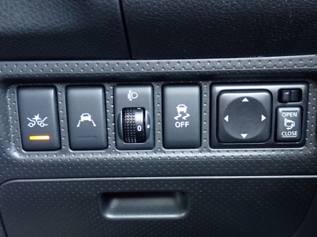 �����h�~�@�\�A�Փˉ���y���u���[�L�t���ŁA�����S�Ƀh���C�u�����y���݂��������܂���