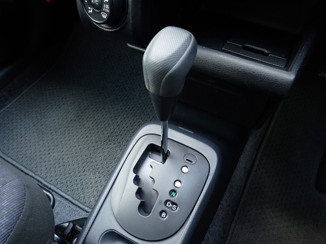 ���S���Ă���蒸���钆�ÎԂ�ڎw���ăI���b�N�X�F�蒆�ÎԂł͌��i�Ȋ�ɂ����ď��i�����I���Ă���܂��I