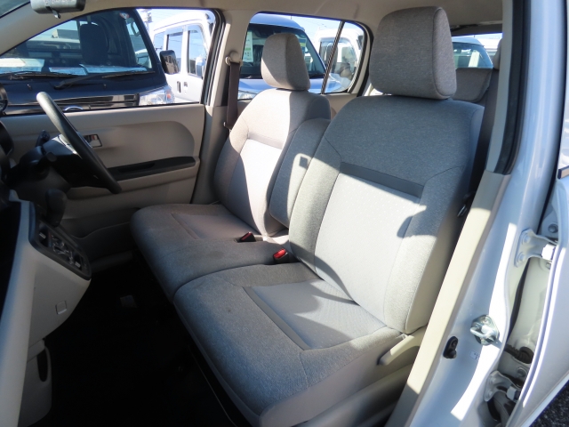 �t�����g�V�[�g����ԗǍD�ł���B�傫�ȉ�����Ȃ��A���S�ł��B����S�n�������ł���B