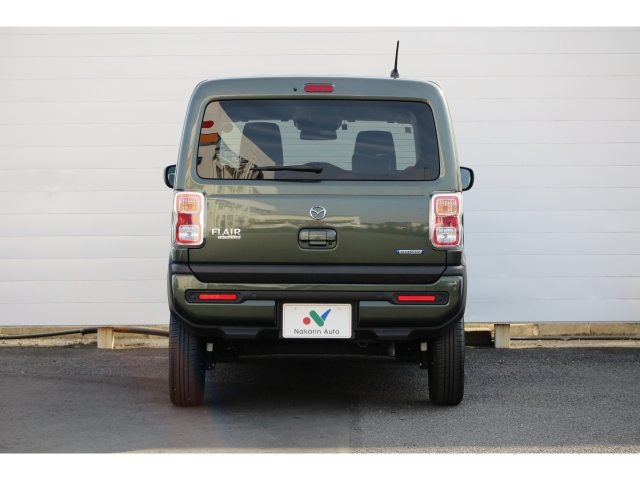 公平な第三者機関「AIS」による厳正な中古車の「車両検査」を行い、「安心・安全」の車選びが出来るよう全車に「車両評価書」・「カーセンサー認定車両品質評価書」を公表しております。