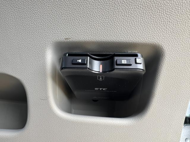 �ԗ��̏ڍׂ��Ԃɕt���܂��Ă̓X�^�b�t�܂ł��C�y�ɂ��₢���킹���������B