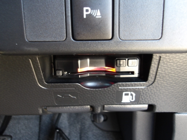 �I���b�N�X�t�|����������X�ւ̂��₢���킹�́A�s�d�k�F�O�Q�V�|�R�W�W�|�W�R�R�U�܂ł��C�y�ɂǂ����I�i�c�Ǝ��ԁF10���`�P�X���@���j��x�j