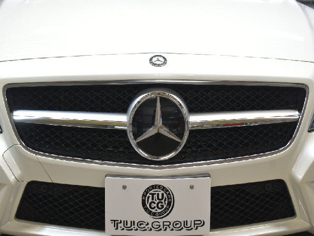 当社では全車充実の無料アフターサービス付です！全車無料２年保証＆年３回３年間エンジンオイル交換無料＆ポリマーメンテナンス施工＆関東圏外陸送納車費用無料サービス中。詳しくはホームページをご覧ください。