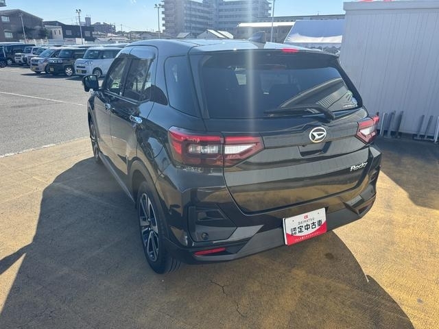 �����h�A�E�����N�H�[�^�[�E�o�b�N�h�A�E�B���h�E�ɃX���[�N�h�K���X���̗p