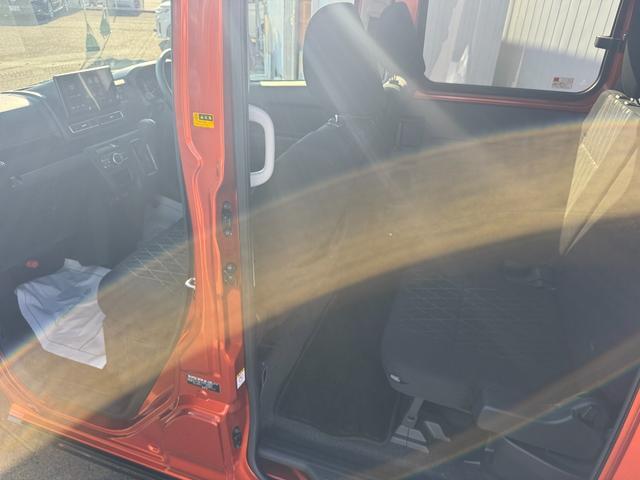 �����N���[�j���O��