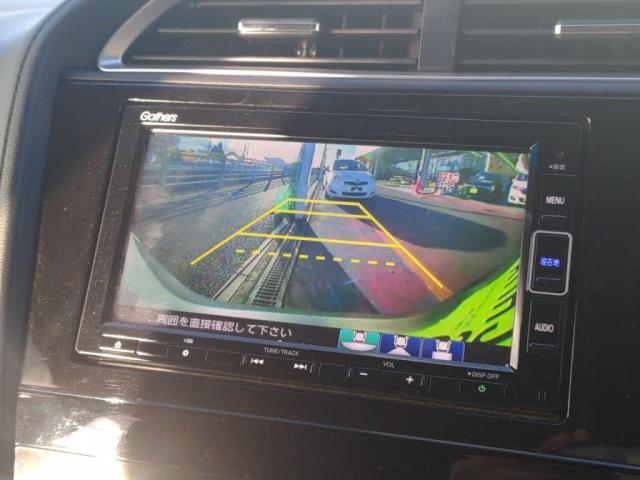 �o�b�N�J�����t���ł��̂ŁA���Ԃ��y�X�ň��S�ł��I