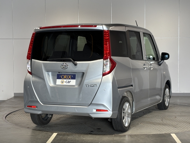 オリックス認定中古車は御納車前に全車12または24ヶ月点検を実施しオイル、エレメント、全ワイパーゴム、エアコンフィルターは無条件で新品に交換致します。安心の充実整備です。