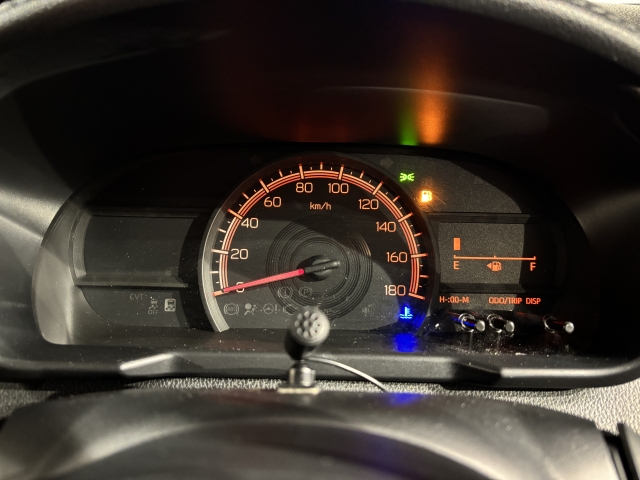 様々な情報が表示されるメーターパネルは視認性とデザイン性を両立させた素敵なデザインです！