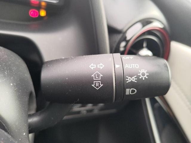 �V�[�g�F�u�ԁv