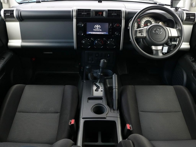 �R�b�N�s�b�g���̋����C���e���A�ł���