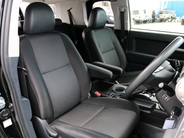 �g�p���̏��Ȃ��A�^�]�ȃV�[�g�B �Y��ɕۂ���Ă���܂��B