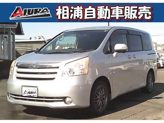 ノア(トヨタ) Ｘ　Ｌセレクション　社外ナビ　ＤＶＤ再生 中古車画像