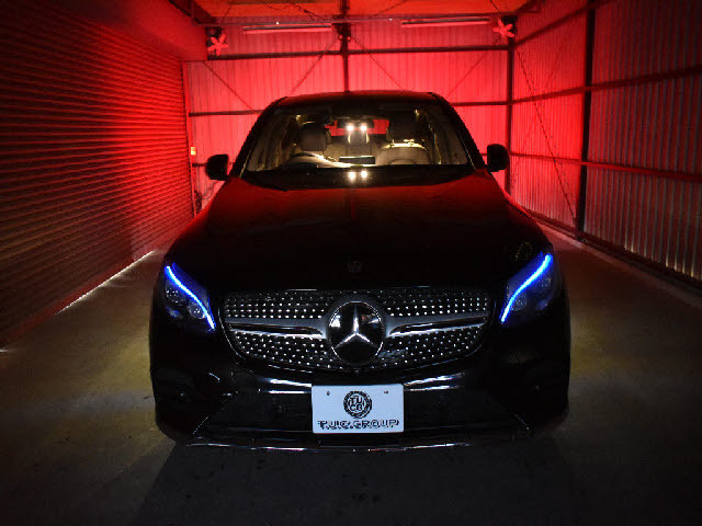 全車店頭にて展示中！お越し頂ければ現車確認が可能です。お気軽にお越しくださいませ。専門スタッフが細かくご説明させて頂きますので輸入車にご不安がある方でも安心です。