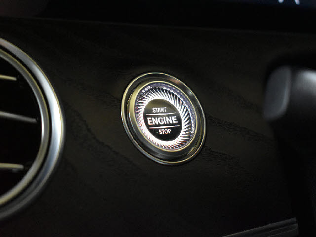 ���X�Ȃ�ł͂̔[�ԑO���������{�I��p�e�X�^�[�������I���o��ɂ��܂��Ă͂��C�y�ɂ��⍇���������B�[�Ԍ�̎Ԍ��E�_���E���E�h���X�A�b�v�Ȃǂ����Ђ��q�l���ʉ��i�ɂĂ��ē������Ē����܂��B������Ԋ����I