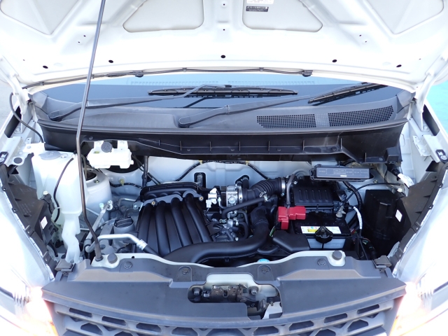 �@�֋@�\�n���ǍD�ł��B�[�ԑO�ɓ_���������s���܂��B�G���W���I�C���E�I�C���t�B���^�[�E�G�A�R���t�B���^�[�E���C�p�[�S���͕K�������v���܂��B