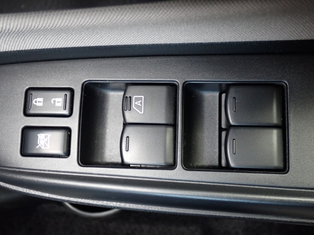 ���̊J�͓d���i�p���[�E�B���h�j�ɂȂ�܂��̂ŁA�֗��ł���ˁB