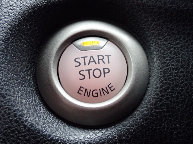 �v�b�V���X�^�[�g�ŃG���W���n����