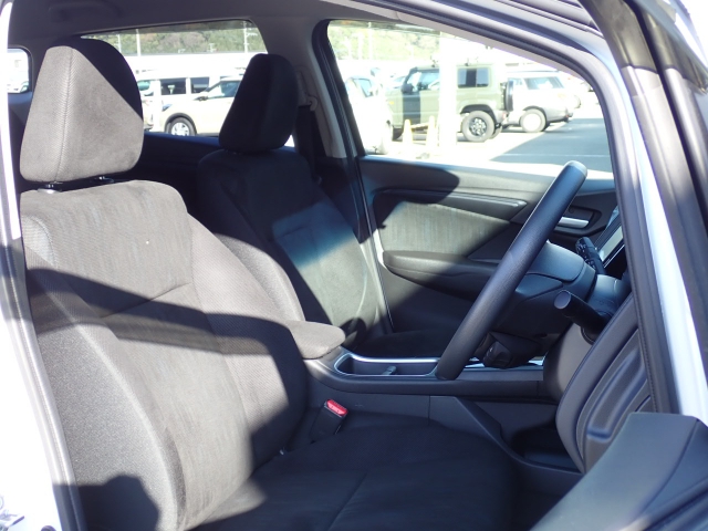 �t�����g�V�[�g�A��ԗǍD�ň��S�ł��B�傫�ȉ�����Ȃ����S�ł�