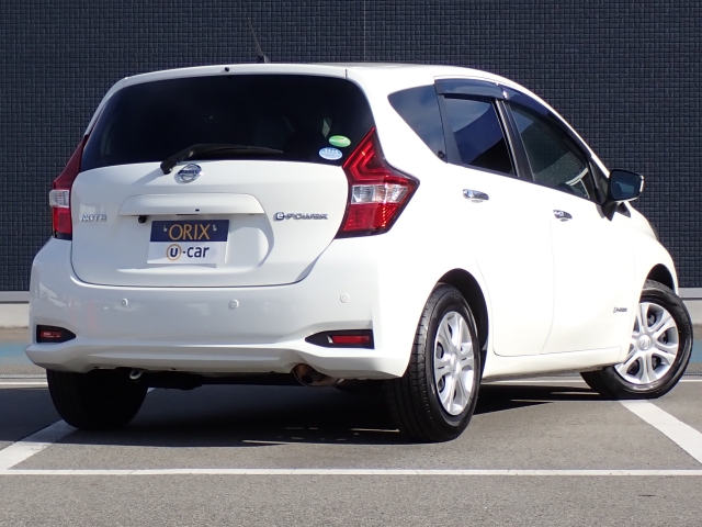 �I���b�N�X�F�蒆�ÎԂ͌��I�����㎿�Ȏ��q�݂̂����͂��v���܂��B�S�ԂɃv���̐E�l�ɂ��O�ꂵ�����O���̐��|�A�����グ�������{���Ă���܂��B