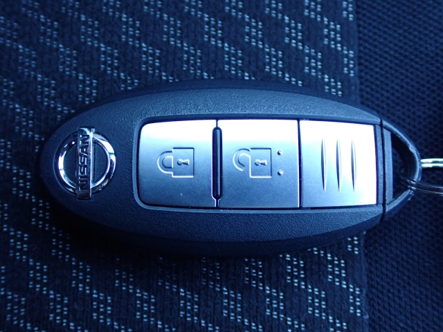 ���Ƃ��Ă��֗��ȃX�}�[�g�L�[�V�X�e���������g�т��邾���Ńh�A���̎{���E�J���E�G���W���n�����\�ȃX�}�[�g�L�[�V�X�e���ł��B