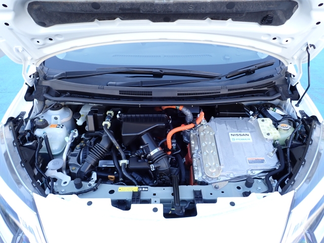 �@�֋@�\�n���ǍD�ł��B�[�ԑO�ɓ_���������s���܂��B�G���W���I�C���E�I�C���t�B���^�[�E�G�A�R���t�B���^�[�E���C�p�[�S���͕K�������v���܂��B