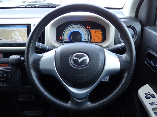 ���I���b�N�X�F�蒆�ÎԂ��u�L���C�v�Ȕ閧���@�i���R�j�ˑS�ԂɃv���̐E�l�ɂ��O�ꂵ�����O���̐��|�A�����グ���{���Ă���܂��B�����x�A���Ԃ����m�F���������B