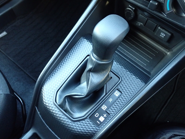 �V�t�g�m�u�̓X�����Ȃ��A���ꂢ�ȏ�Ԃł��B���ł��G��镔�������ꂢ���Ƒ�؂ɏ���Ă������Ƃ�������܂���B