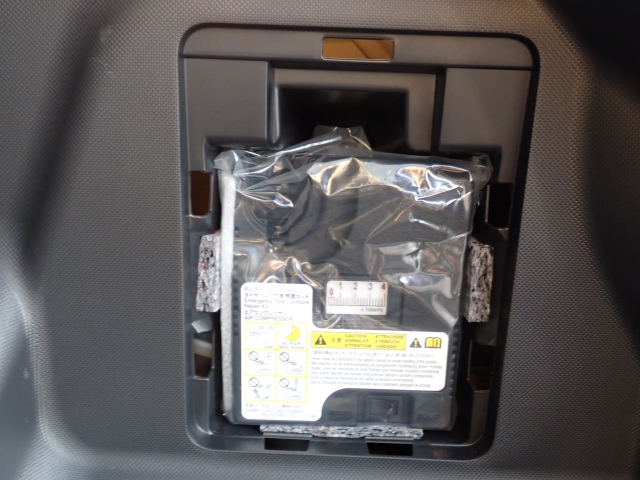 �p���N�C���L�b�g���t���Ă܂��B�������̎��̉��}���u�ɕK�v�ł��B