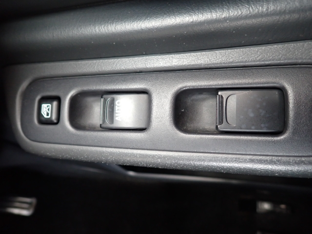 �O�Ȃ̑��̊J�͓d���ɂȂ�܂��̂ŁA�֗��ł���ˁB