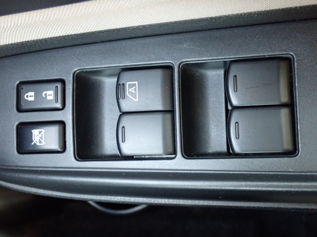 ���̊J�͓d���i�p���[�E�B���h�j�ɂȂ�܂��̂ŁA�֗��ł���ˁB