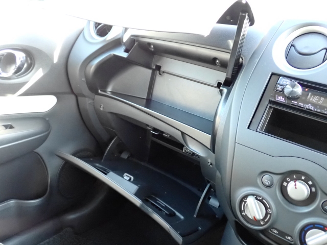 ���[�����Ղ�O���[�u�{�b�N�X�B