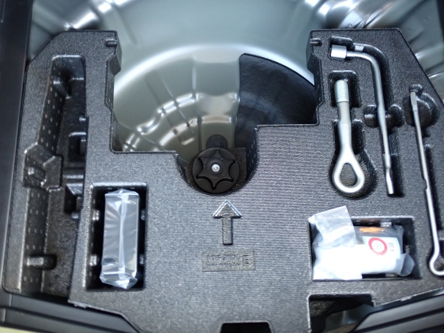 �p���N�C���L�b�g���t���Ă܂�.