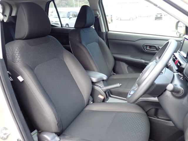 �t�����g�V�[�g�A��ԗǍD�ň��S�ł��B�傫�ȉ�����Ȃ����S�ł�