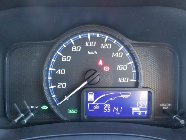 �V���v���Ō��₷���f�U�C���̃��[�^�[�p�l���ł��B�Ԃ̏�񂪕\�������厖�ȏꏊ�����炱�����₷������؂ł��ˁB