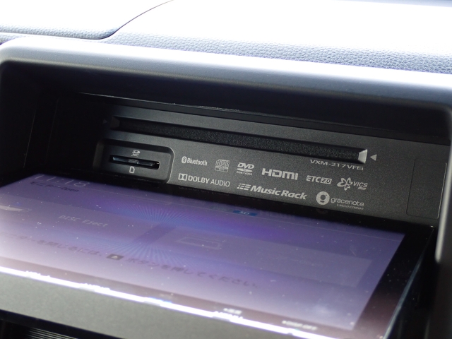 DVD��CD���g�p�\�B