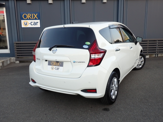 �����r���[�̉摜�ɂȂ�܂��B�I���b�N�X�F�蒆�ÎԂɂ́A���w��������S���Ă���肢���������߂ɁA�Ǝ��̢�I���b�N�X�F�蒆�Îԕۏأ�����t�����Ă��܂��B