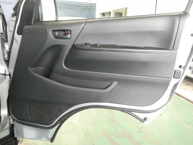 �^�]�ȃh�A���������ɏ��ނ�y�b�g�{�g�������[�ł���X�y�[�X�������܂�