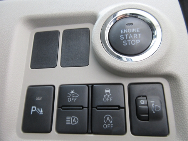 �e��X�C�b�`�t���ł��B�b��̃v���N���b�V���Z�[�t�e�B���ځB���S�^�]�̋��������ł���