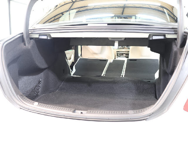 全車無料２年保証付き販売！！安心のアフターサービスでベンツライフをお愉しみ下さいませ。