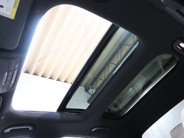 専門店ならではの豊富なメルセデス・ベンツを取り揃え、ご納車後もスタッフがカーライフをサポート致します！