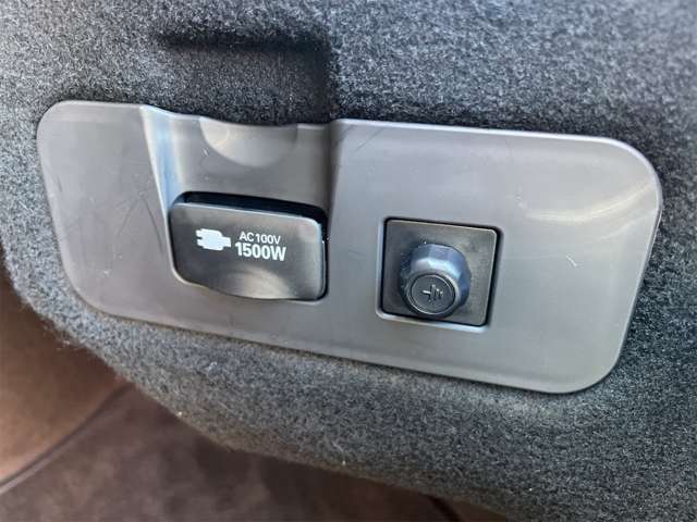 �y�k�d�c�w�b�h���C�g�z�Èłł��O��������