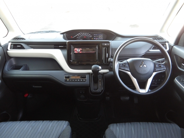 �y���Îԃ��[�X��t���I�z������z�ł���蒸����}�C�J�[���[�X�v���������p�ӂ��Ă���܂��B�����ς�̂����k�̓I���b�N�XU-car����X�܂ł��C�y�ɂǂ����I