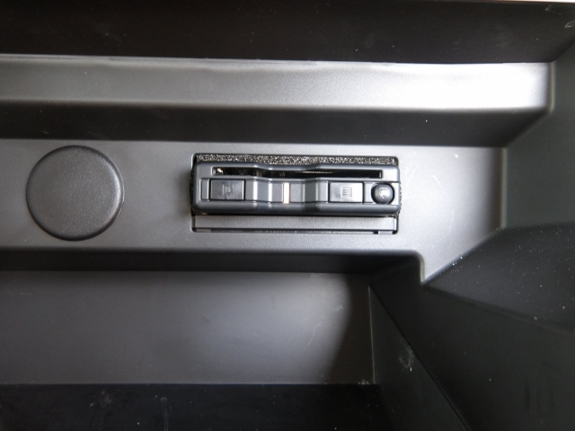 �I���b�N�X�t�|����������X�ւ̂��₢���킹�́A�s�d�k�F�O�Q�V�|�R�W�W�|�W�R�R�U�܂ł��C�y�ɂǂ����I�i�c�Ǝ��ԁF10���`�P�X���@���j��x�j