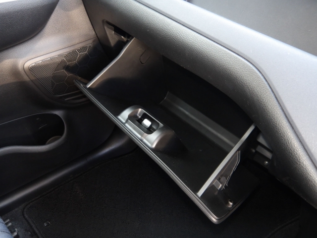 �I���b�N�X�t�|����������X�ւ̂��₢���킹�́A�s�d�k�F�O�Q�V�|�R�W�W�|�W�R�R�U�܂ł��C�y�ɂǂ����I�i�c�Ǝ��ԁF10���`�P�X���@���j��x�j