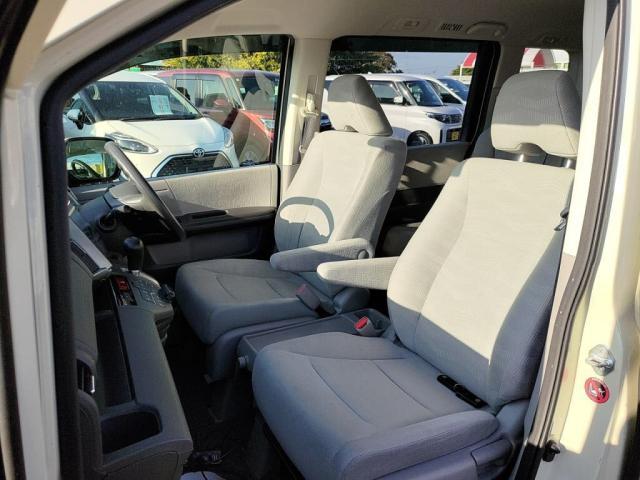 乗車定員８名！