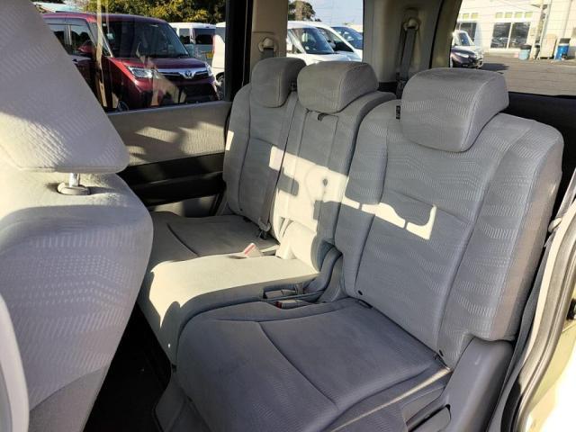 セカンドシートは、ベンチシート！