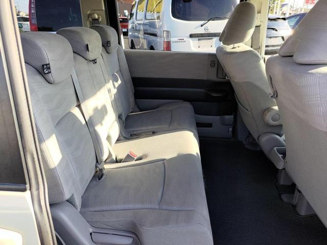 シート色「ベージュ」